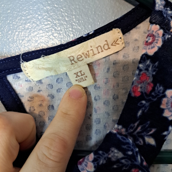 Rewind casual dress. Size XL - Picture 2 of 6